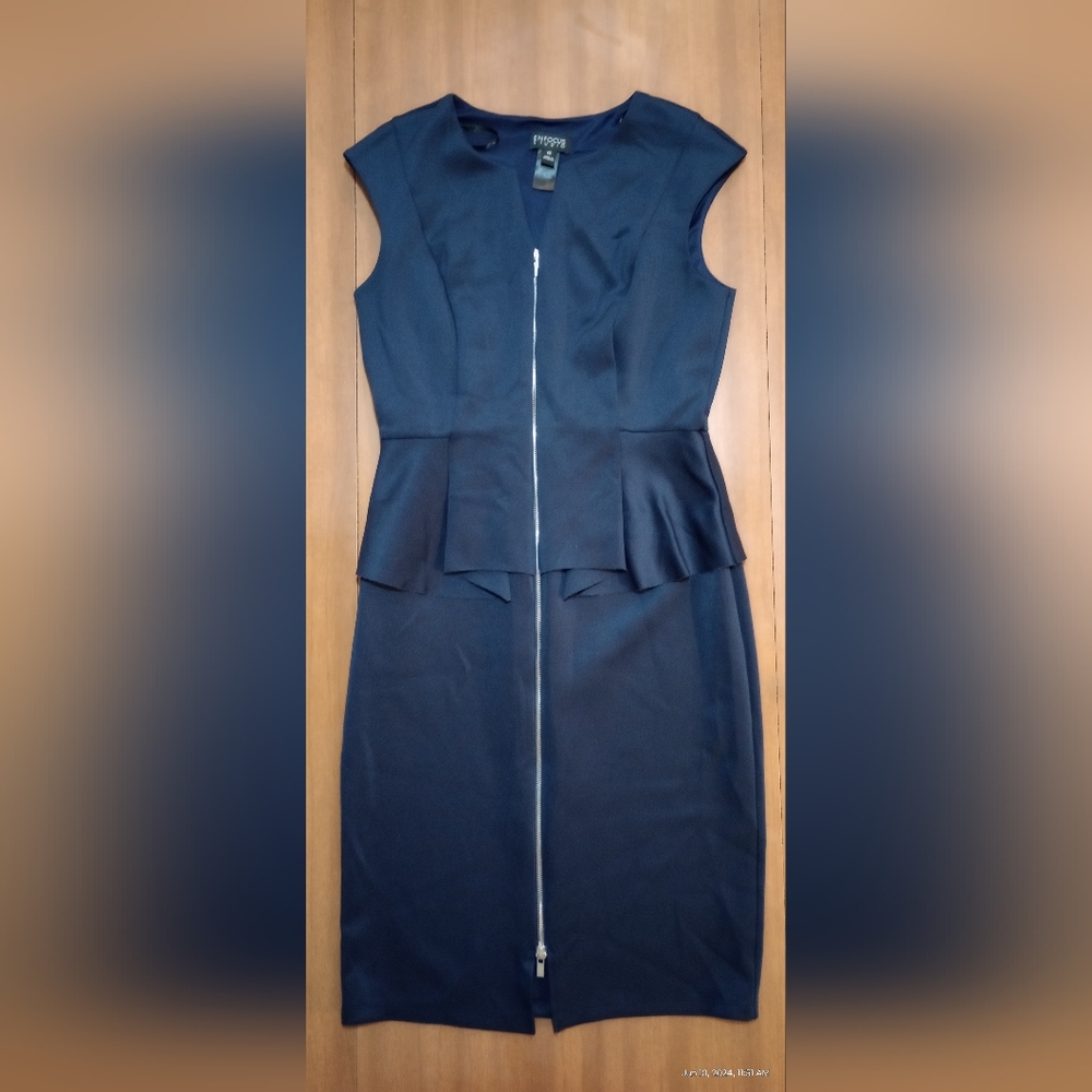 En Focus Studio Dress Size 10 Peplum Navy Blue Zipper Front BodyCon